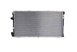 радиатор охлаждения renault мастер 2,5D 99 00 01 02 03 2141000QAA