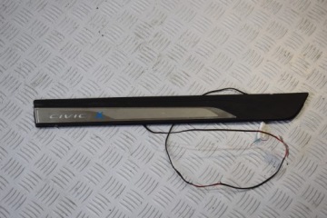 молдинг порога правая накладка Honda Civic X 2018