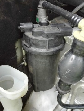 Fuel filter housing trafic vivaro 07-14, фото