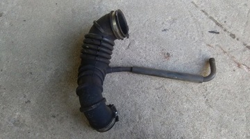 Mitsubishi colt 04-12 1.1 b air tube mn135108, фото