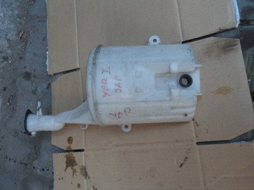 Toyota yaris 1 99-05 tank washer japan, фото