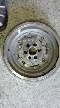 Vw tiguan q3 double-mass flywheel dsg 03l105266am, фото