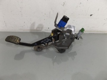 Clutch pedal renault clio 4 1.5 dci, фото