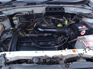 Mazda tribute 2.0 16v 00 - 2007 рік впускний колектор, фото