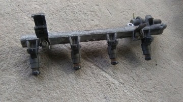 Mitsubishi space star 98-05 1.3 b fuel rail, фото