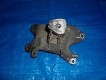 Bracket fasteners motor audi a4 a5 q5 8k0199308bt, фото