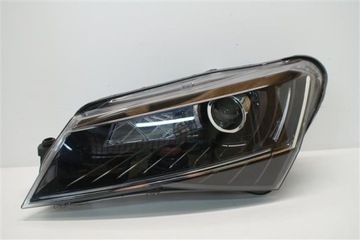 Skoda superb 3 2015 год+ . фара левая bi - xenon led подсветка, фото