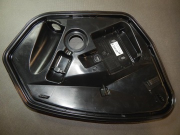 Skoda superb 3v заглушка двері передня права 3v0837916e, фото