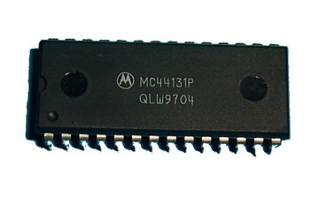 MC44131P MOTOROLA