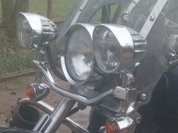 YAMAHA XVS650 DRAG STAR WSPORNIK SWIATEL- LIGHTBAR