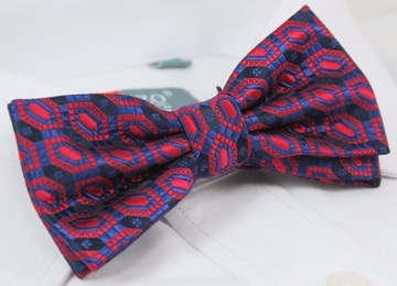 Стильный комплект из галстука-бабочки и нагрудного платка Chattier