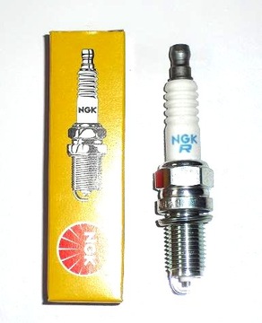 ŚWIECA CR10EK NGK GSXR 750 GSX-R R6 YZF 600 YZF-R6