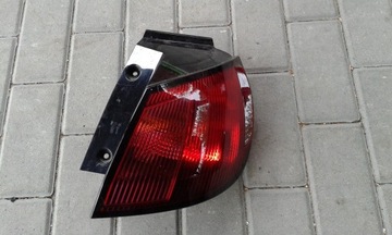 LAMPA TYŁ PRAWA MITSUBISHI COLT