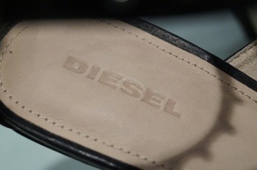 Женские туфли на высоком каблуке DIESEL RIVETTE 36, черные