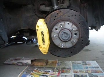 НАКЛЕЙКА НА ЗАДНИЙ ТОРМОЗНОЙ СУППОРТ MAZDA