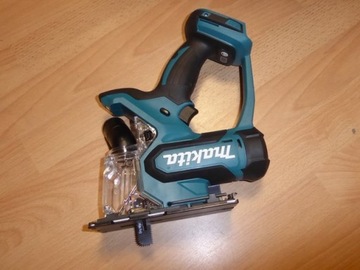 Станок для резки гипсокартона Makita DSD180Z 18В