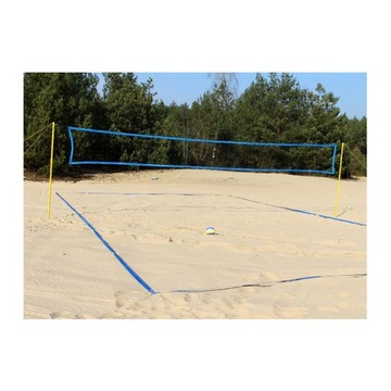 Линии крытой волейбольной площадки красные, шириной 5 см.