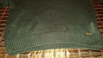 czarny krótki sweter Mohito połyskujący S modny