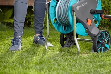 Wózek na wąż AquaRoll M Easy Gardena 18517 zestaw wózka z wężem
