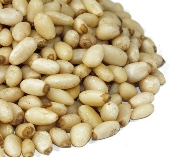 Orzeszki pini piniowe 50g od Skworcu SA