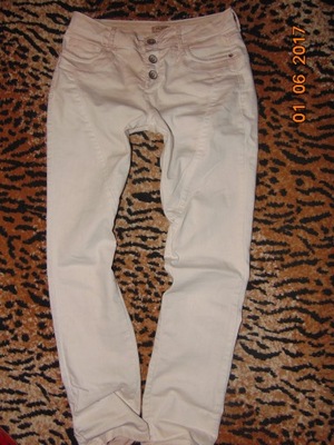 Pudrowe cieniowane jeansy Select, guziki, 40