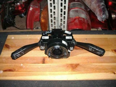 Leon 05- переключатель комбинированный дворник фото №1