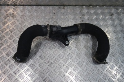 Труба интеркулер porsche macan 3.0tdi 8k0145673 фото №1