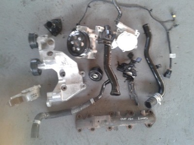 Kia sportage iv 2016 2.0crdi ролик кронштейн колесо насос фото №1