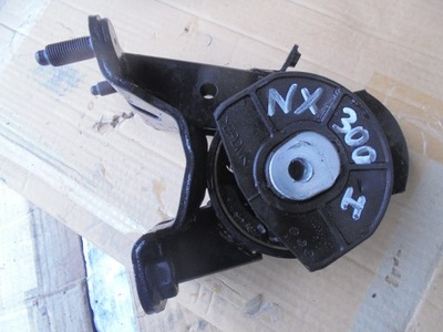 Кронштейн кронштейн кронштейн lexus nx 300h f-sport фото №1