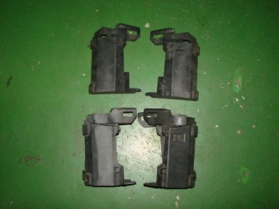 Кронштейн решётка volvo 740 760 фото №1