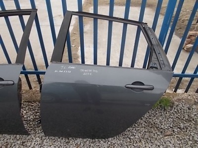 Двері ліва задня kombi ky5g primera p12 1,9dci 03r фото №1