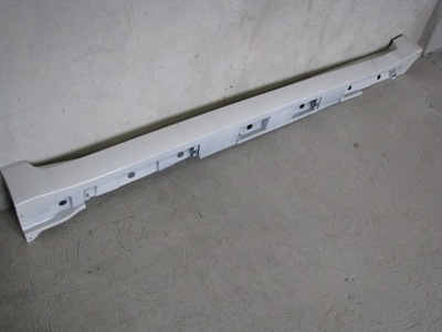 FACING SILL RIGHT TOYOTA AVENSIS T27 09- - milautoparts-fr.ukrlive.com