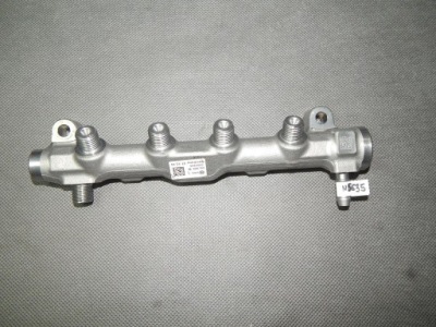 Vw passat b8 2.0 tdi молдинг впрыскная 04l089g фото №1