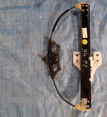 Audi a4 b9 8w механізм скло правий задня фото №1