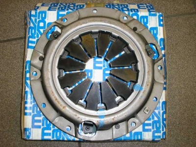 Mazda 323c 323s bg прижим новый оригинальный фото №1