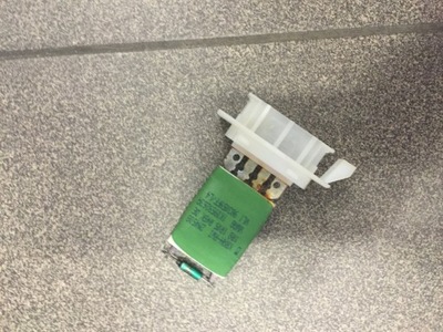 Volkswagen scirocco резистор резистор вентилятор фото №1