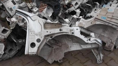 Peugeot 207 чверть ліва панель фари підкрилок фото №1