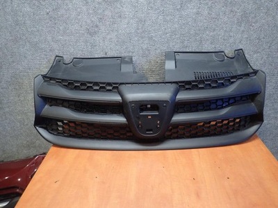 Решітка радіатора dacia sandero ii logan 12- фото №1