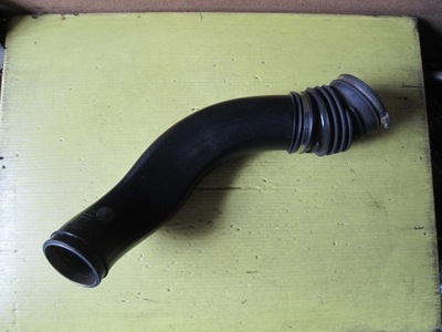 Audi a8 d2 шланг труба воздуха 077129627m фото №1