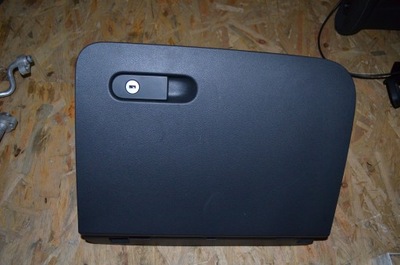 Бардачок пасажира пасажир vw beetle 5c1857114a фото №1