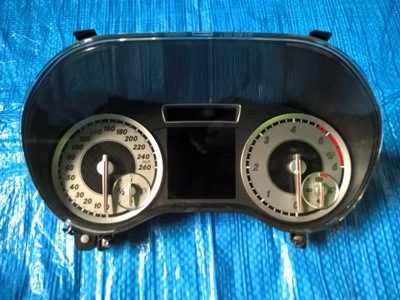 Mercedes a w176 cdi amg счетчик фото №1