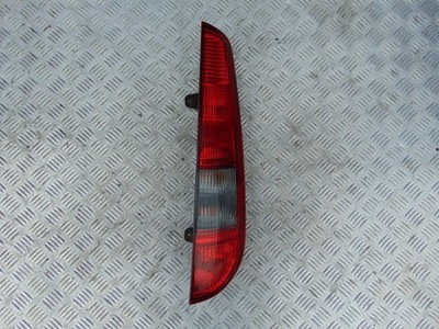 Ford focus mk2 kombi лампа задня права 04-08 фото №1