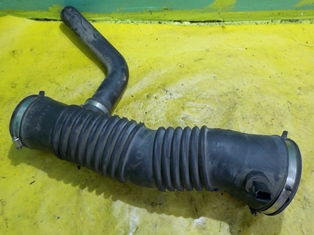 Opel sintra труба повітрозабірник фото №1