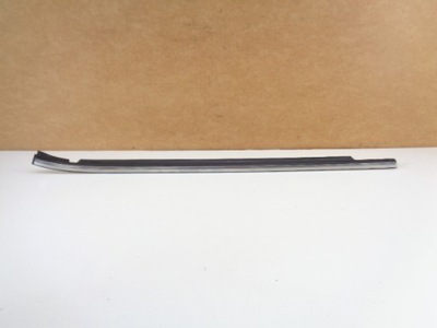 Alfa romeo giulietta молдинг двері права задня фото №1