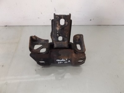 Mazda ii 2 1,4d кронштейн коробки передач фото №1