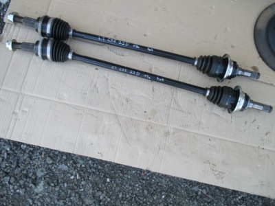 Приводной вал подрамник правый  задний  mazda cx5 2,2d 4x4 17r новая фото №1