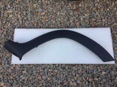 Dacia duster ліва молдинг задня задня задня 2010- фото №1