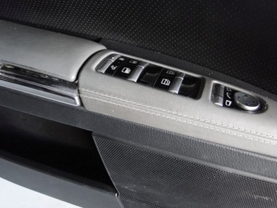 Mercedes s klasa w221 кнопка підйому вікон фото №1