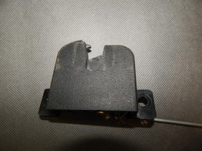 Seat leon замок кришки багажника 3b9827505c фото №1