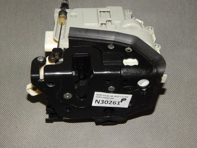 Audi a3 8v замок дверь правый фото №1